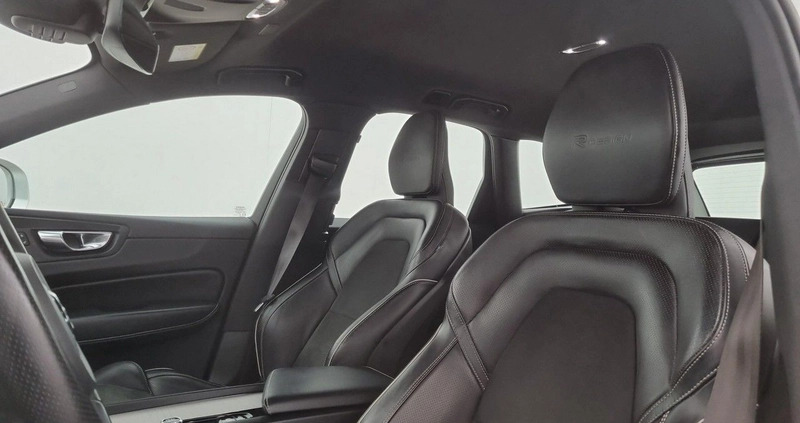 Volvo XC 60 cena 149900 przebieg: 90796, rok produkcji 2019 z Nysa małe 277